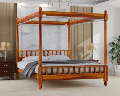 Lilith Poster Bed 