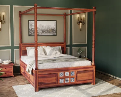 Relay Poster Bed With Box Storage 