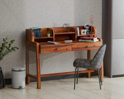 Mince Study Table 